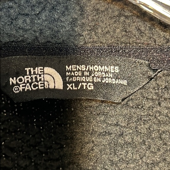 The North Face Men’s charcoal Grey Fleece Winter Zip Up Sweater Size XL - Picture 9 of 16